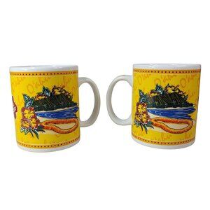 Hilo Hattie Floral Hawaii Mug Set of 2 Yellow Hibiscus Volcano Lei Oahu Souvenir